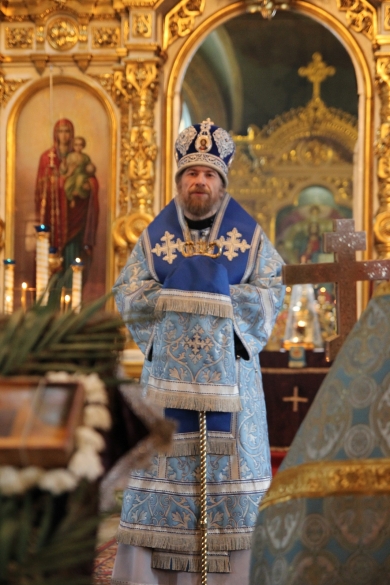 В праздник Благовещения Пресвятой Богородицы епископ Леонтий совершил Литургию в Казанском соборе