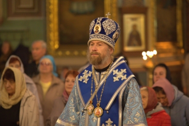 В праздник Рождества Пресвятой Богородицы епископ Леонтий совершил Литургию в Казанском соборе