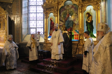 Епископ Сызранский и Шигонский Леонтий совершил Литургию в Казанском соборе