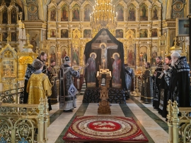 Епископ Леонтий совершил чин Пассии в Казанском соборе
