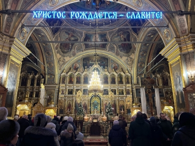 Глава города посетил Рождественское богослужение в Казанском соборе