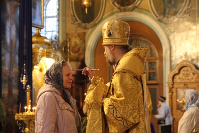 В канун Недели 15-й по Пятидесятнице владыка Леонтий совершил всенощное бдение в Казанском соборе
