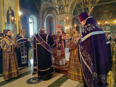 В канун Торжества Православия епископ Леонтий совершил всенощное бдение в Казанском соборе