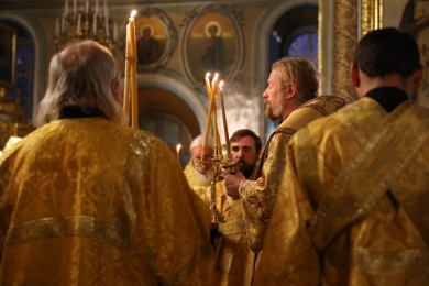 В канун Недели 20-й по Пятидесятнице епископ Леонтий совершил всенощное бдение в Казанском соборе