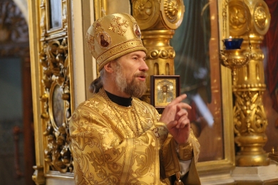 В Неделю 24-ю по Пятидесятнице епископ Леонтий совершил Литургию в Казанском соборе