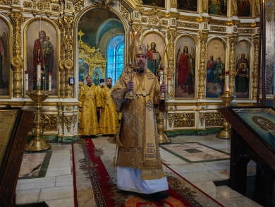 В канун Недели 11-й по Пятидесятнице епископ Леонтий совершил всенощное бдение в Казанском соборе