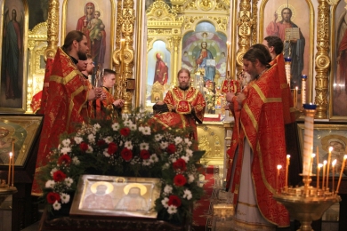 В день памяти сызранских новомучеников епископ Леонтий совершил Литургию в Казанском соборе
