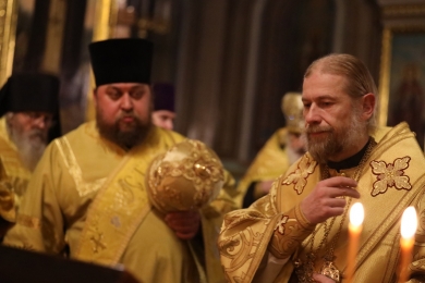 В канун Недели 29-й по Пятидесятнице епископ Леонтий совершил всенощное бдение в Казанском соборе