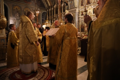 В канун Недели 28-й по Пятидесятнице епископ Леонтий совершил всенощное бдение в Казанском соборе
